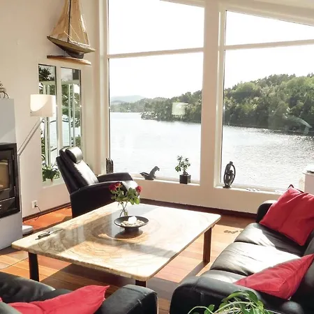 4 Bedroom In Prázdninový dům *